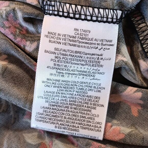 BCBGeneration Soft Knit Floral Dress. Dark Academia,  Romcom, Dark Floral - Picture 11 of 12